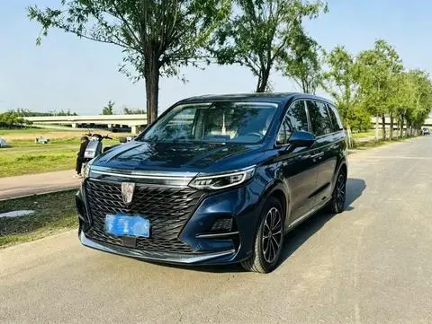 Roewe iMAX8 2021