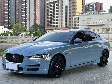 Jaguar XEL 2019 — фото 1