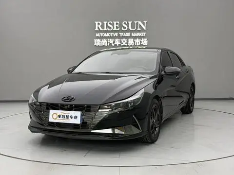 Hyundai Elantra 2021