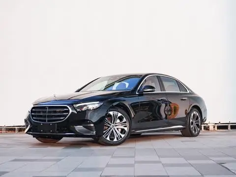 Mercedes-Benz E-Class 2025