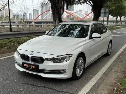 BMW 3 Series 2015 — фото 1