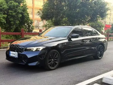 BMW 3 Series 2023 — фото 1
