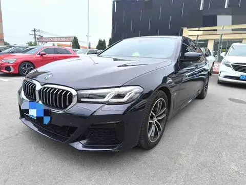 BMW 5 Series 2022 — фото 1