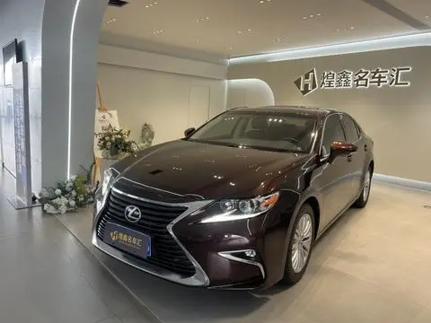 Lexus ES 2015