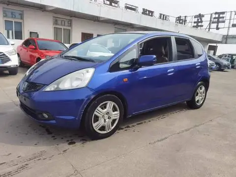 Honda Fit 2008 — фото 1