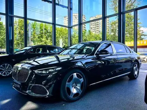 Mercedes-Benz 迈巴赫S-Class 2024 — фото 1