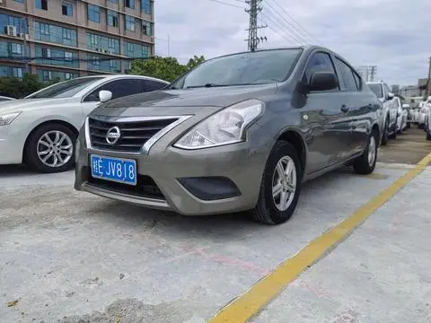 Nissan 阳光 2014