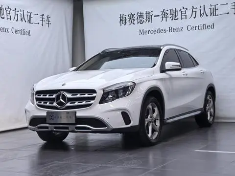 Mercedes-Benz GLA 2018 — фото 1