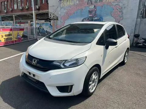 Honda Fit 2016 — фото 1