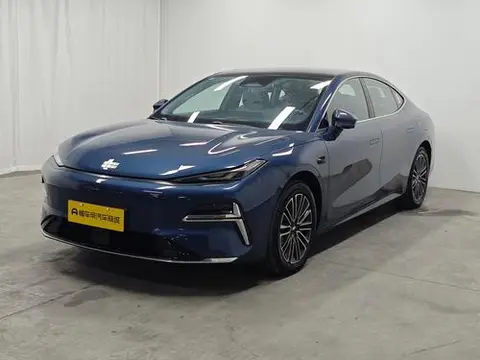 Geely 星耀8 PHEV 2025