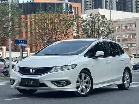Honda Jade 2016