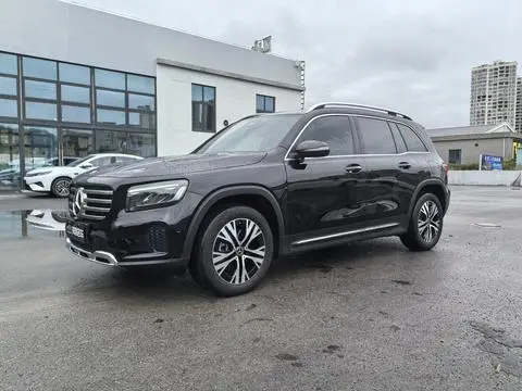 Mercedes-Benz GLB 2025