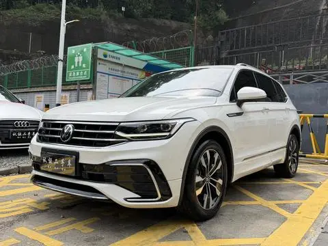 Volkswagen Tiguan L 2023