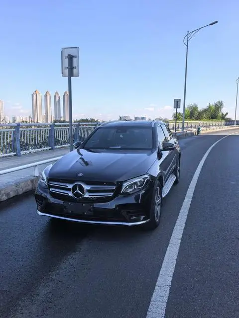Mercedes-Benz GLC 2017 — фото 1