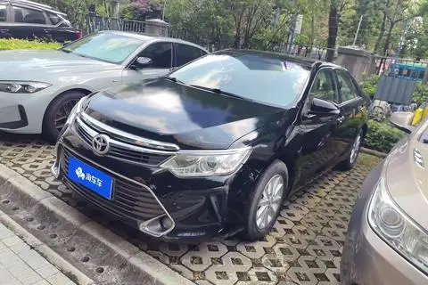 Toyota Camry 2016 — фото 1