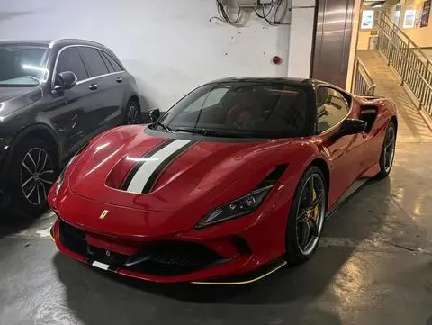 Ferrari F8 2019