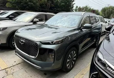 Chery 瑞虎8 PLUS 2025 — фото 1