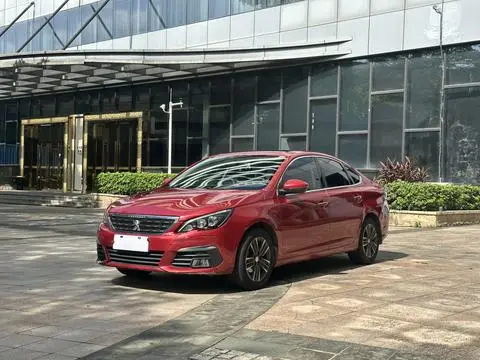 Peugeot 308 2016 — фото 1