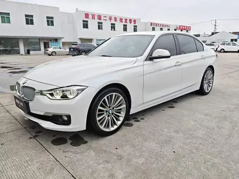 BMW 3 Series 2019 — фото 1