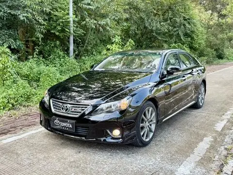 Toyota Reiz 2012