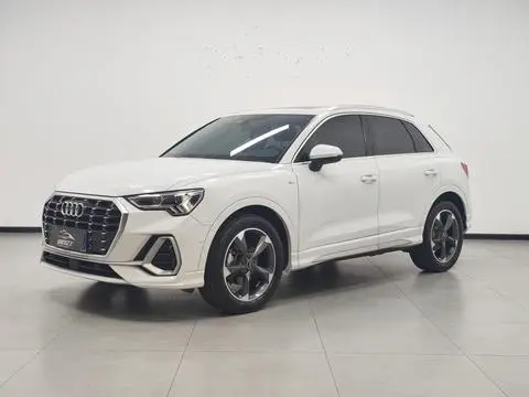 Audi Q3 2021
