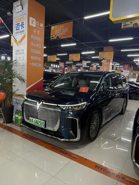 Voyah 梦想家 PHEV 2025