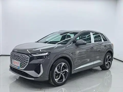 Audi Q4 e-tron 2024