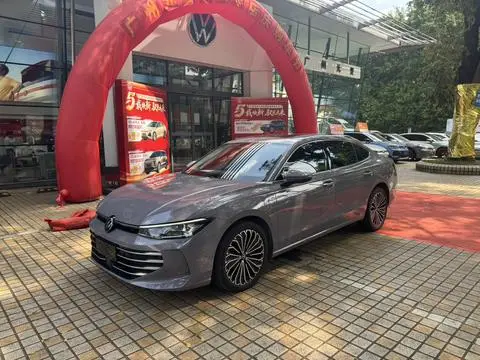 Volkswagen Passat 2025