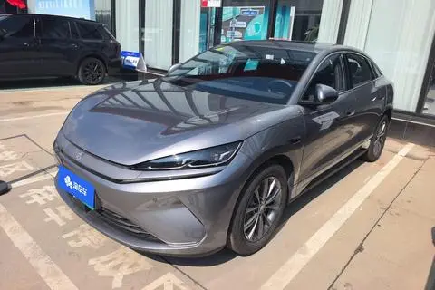 BYD 秦L EV 2025 — фото 1