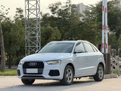 Audi Q3 2017 — фото 1