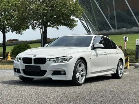 BMW 3 Series 2018 — фото 1