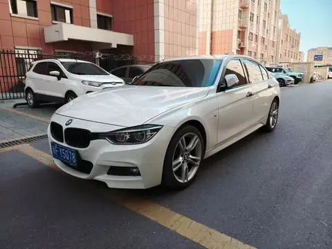 BMW 3 Series 2019 — фото 1