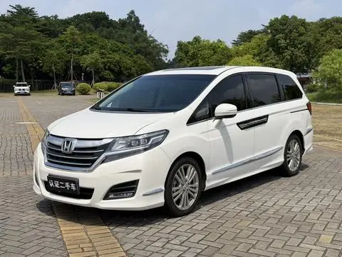 Honda 艾力绅 2016