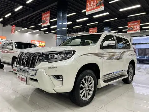 Toyota Prado 2019 — фото 1