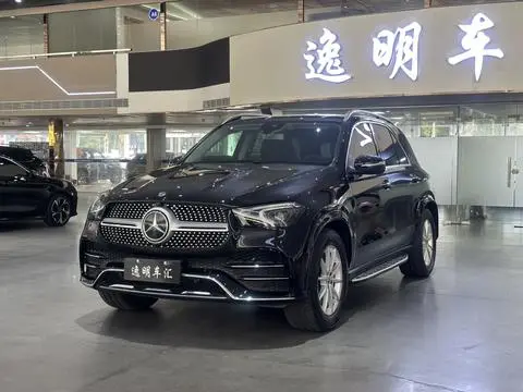 Mercedes-Benz GLE 2020 — фото 1