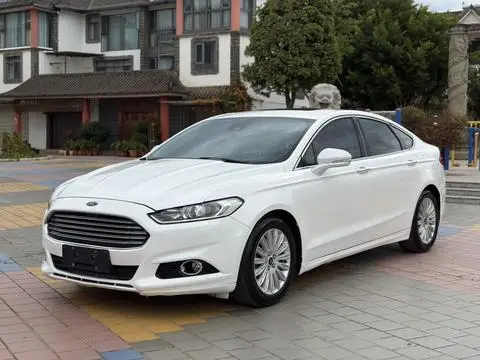 Ford 蒙迪欧 2013