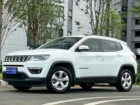 Jeep 指南者 2017