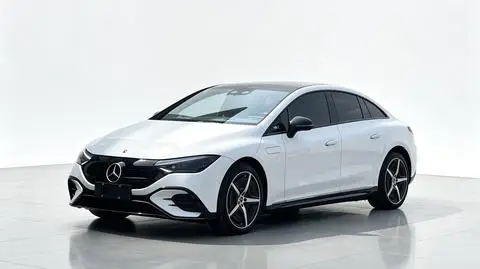 Mercedes-Benz EQE 2022