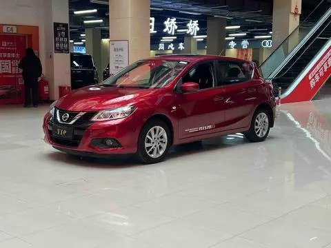 Nissan Tiida 2016 — фото 1