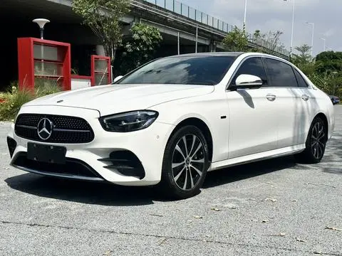 Mercedes-Benz E-Class PHEV 2021