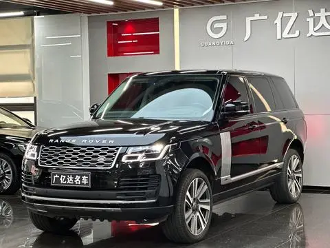 Land Rover 揽胜 2022 — фото 1