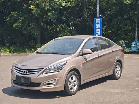 Hyundai 瑞纳 2016