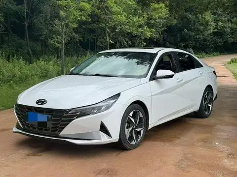 Hyundai Elantra 2021
