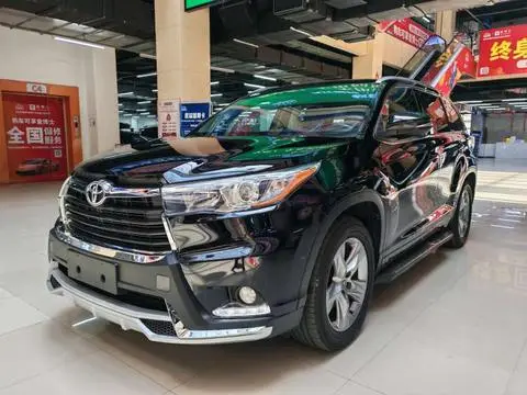 Toyota Highlander 2015 — фото 1