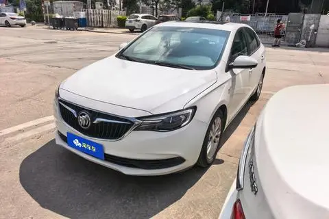 Buick Excelle GT 2021 — фото 1