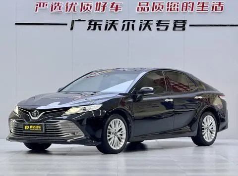 Toyota Camry 2019