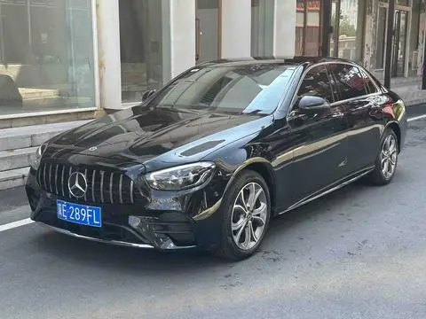 Mercedes-Benz E-Class 2022