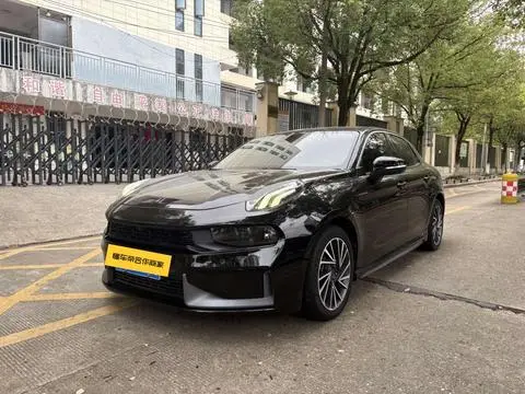 Lynk & Co 03 2021