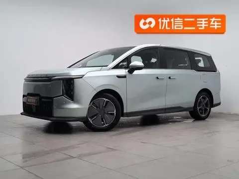 Maxus 大家7超混 2024