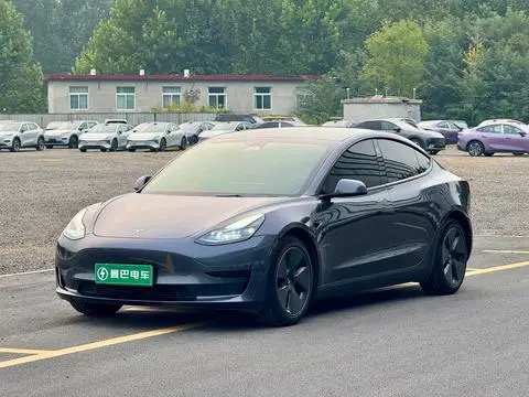 Tesla Model 3 2022 — фото 1